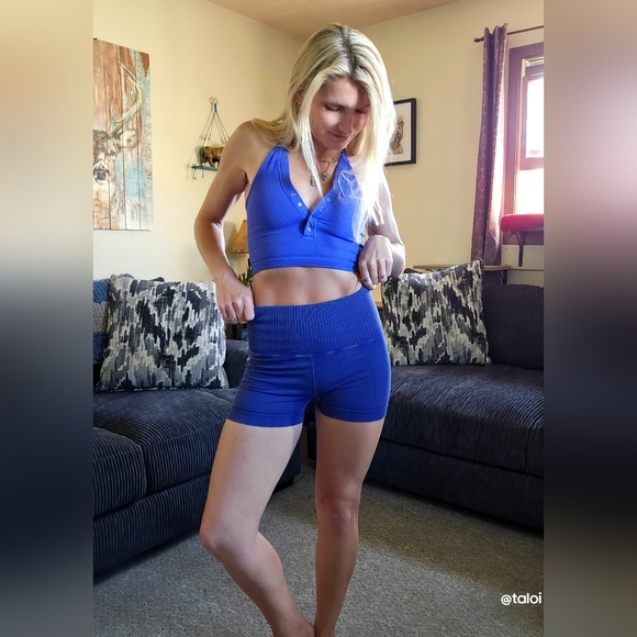 NWOT FP Movement Happiness Runs Henley Tank Electric Cobalt Size XS/S - Picture 14 of 14